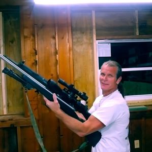 Meet your Posher, Devin